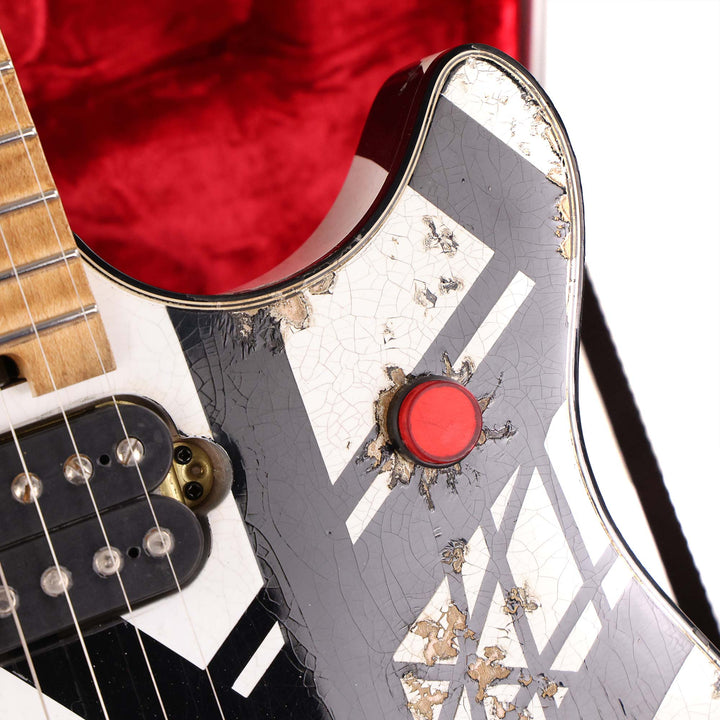 EVH Custom Shop Wolfgang Special Edition Relic Black and White Stripes