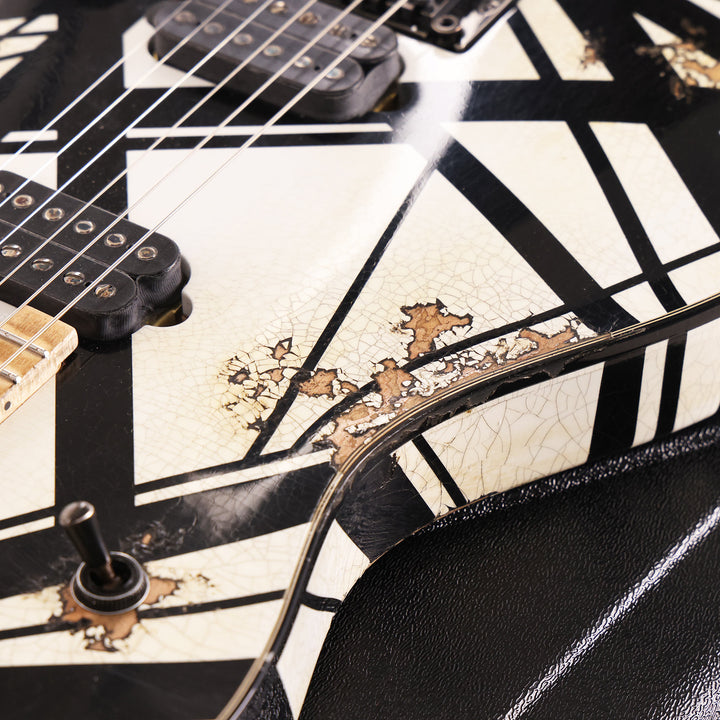 EVH Custom Shop Wolfgang Special Edition Relic Black and White Stripes