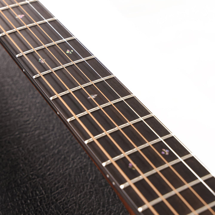 Martin Billy Strings D-28 Signature Guitar Natural