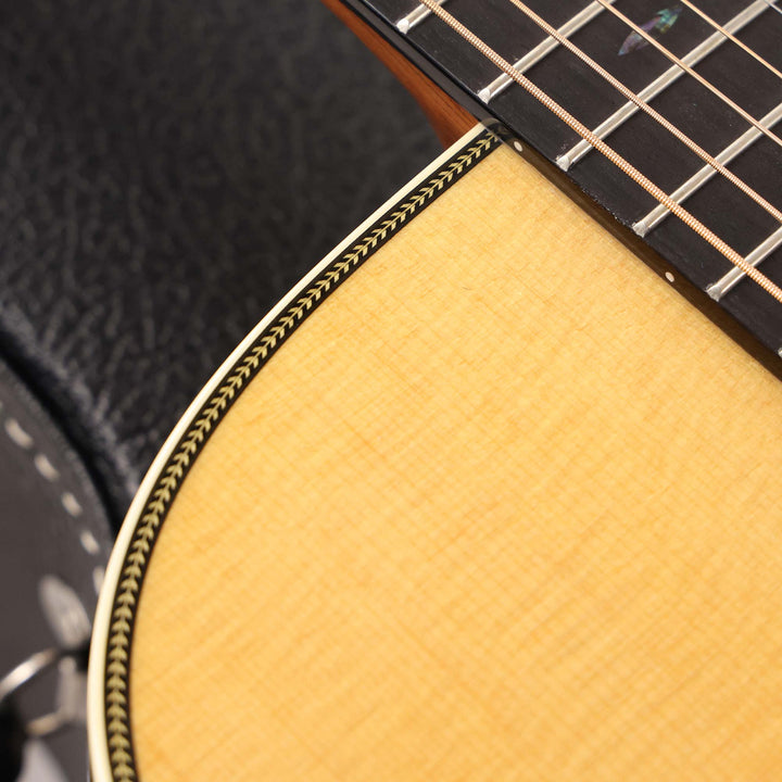 Martin 000-EC 30th Anniversary Eric Clapton Acoustic Guitar Natural