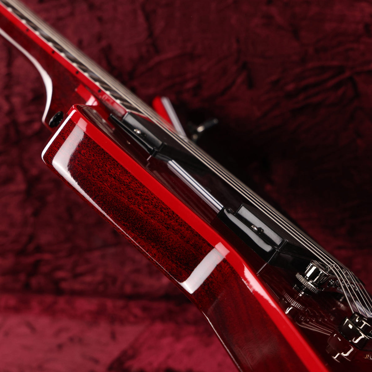 Gibson Custom Shop Explorer Custom Red Widow with EMGs — 7