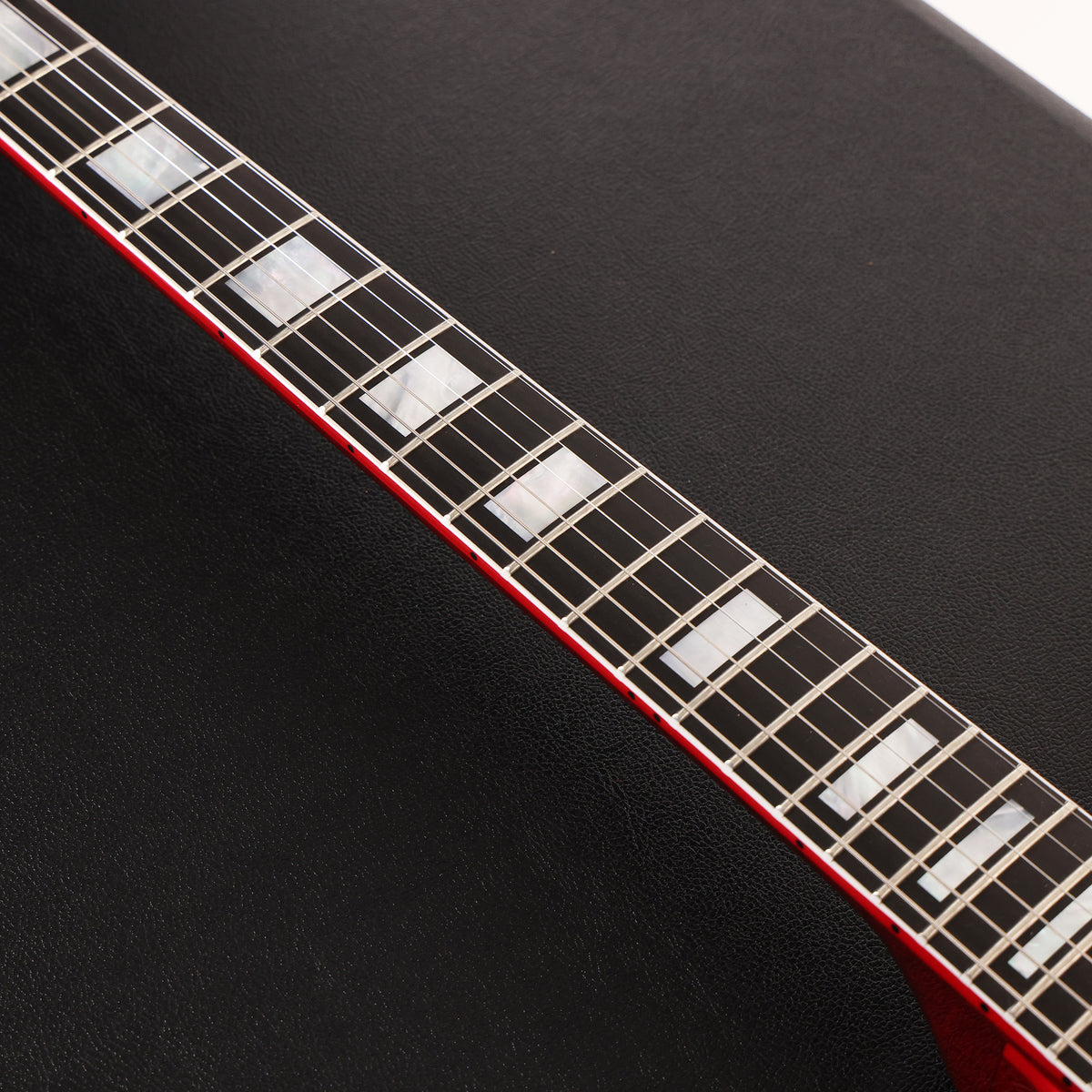 Gibson Custom Shop Explorer Custom Red Widow — 11