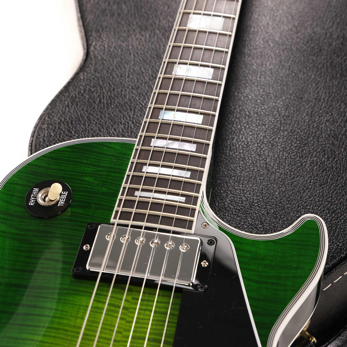 Gibson Custom Shop Les Paul Custom Made 2 Measure Iguana Burst Gloss Chrome Hardware — 7
