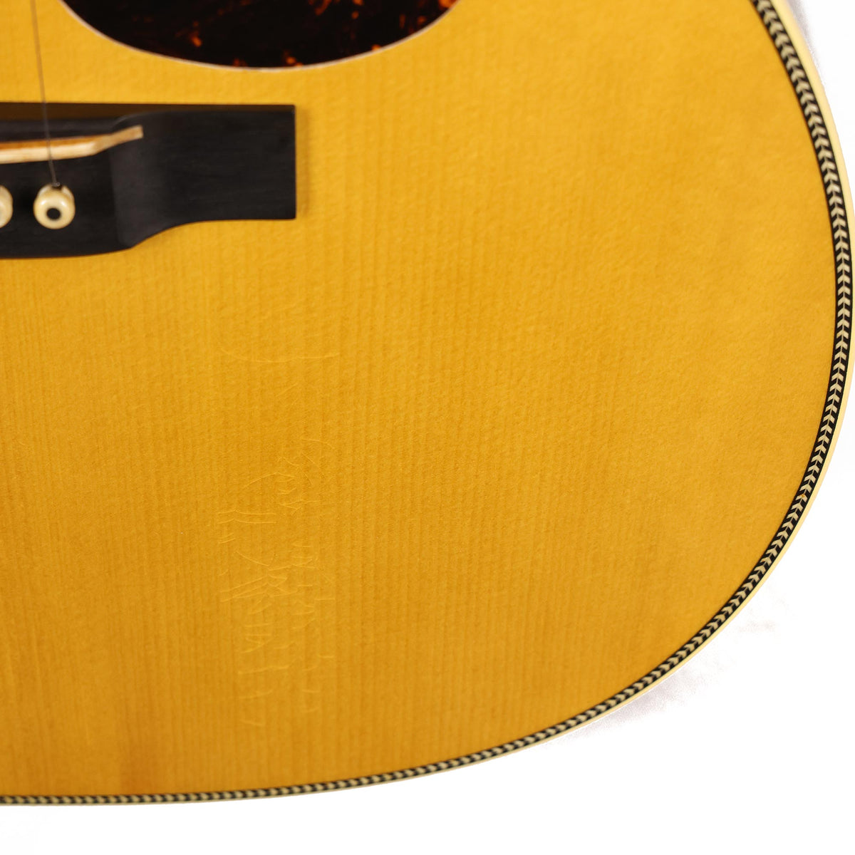 Martin Custom Shop Expert Model 000 Adirondack Spruce and Madagascar Rosewood — 9
