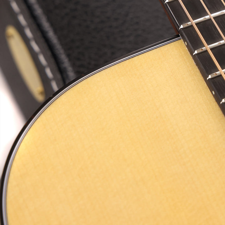 Martin Custom Shop Expert Model 000 Adirondack Spruce and Sinker Mahogany