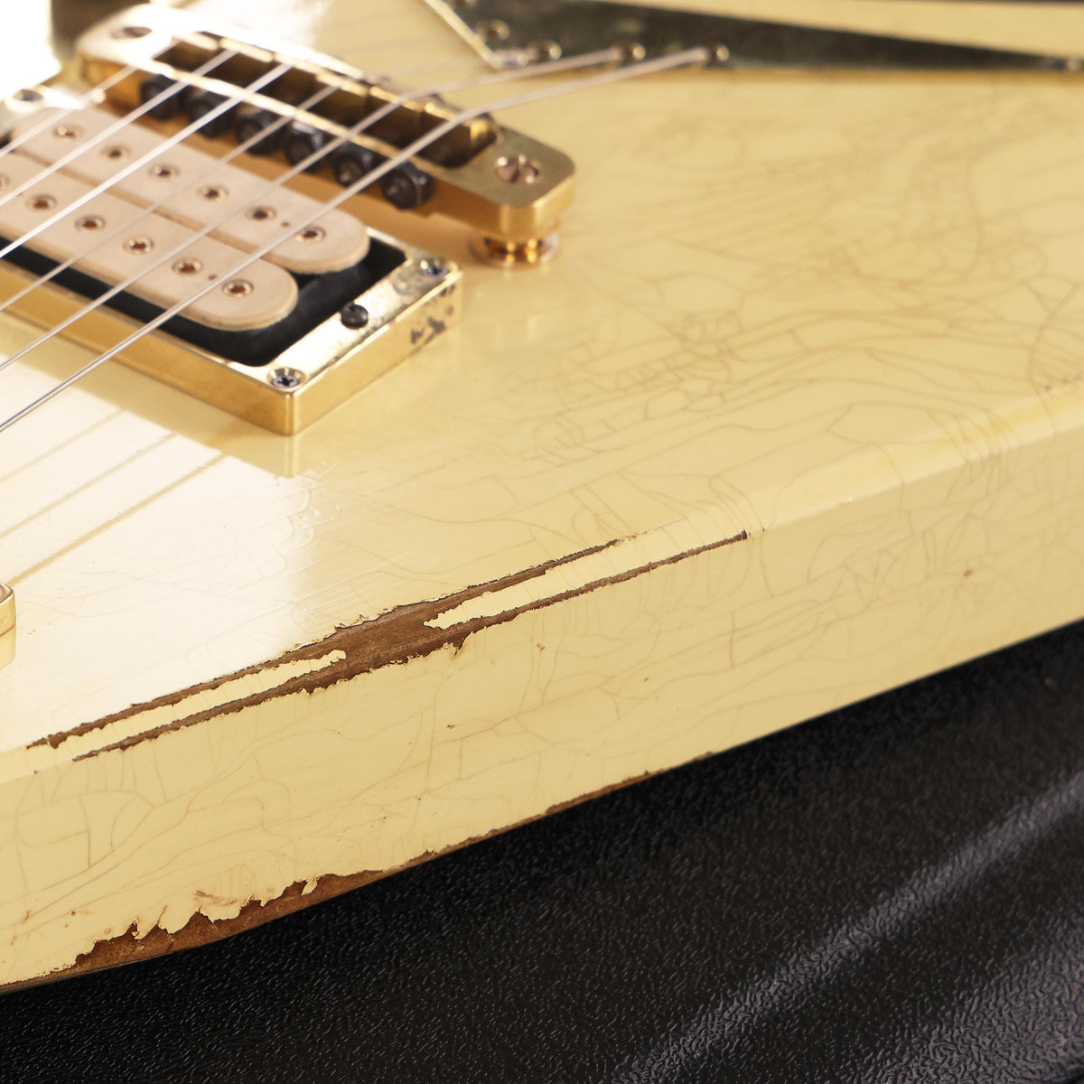 Jackson Custom Shop Rhoads RR-VS Fixed Bridge Vintage White Nitro Aged — 10