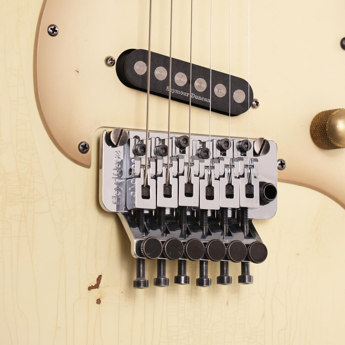 Charvel Custom Shop So-Cal 3SC Nitro Aged Relic Antigua — 8