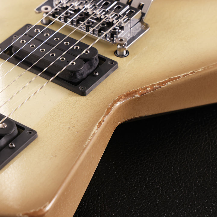 Charvel Custom Shop Star Antigua Relic