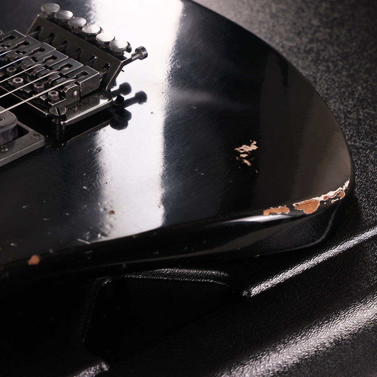 Charvel Custom Shop San Dimas Music Zoo Exclusive Painted Neck Black — 11