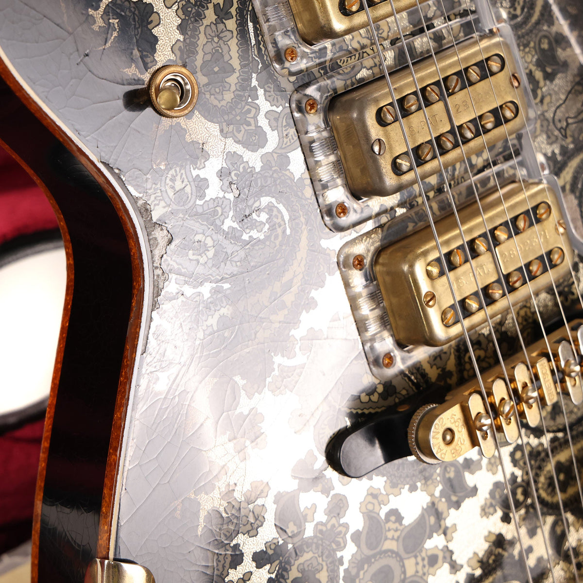 Gretsch Custom Shop G6134-59 Penguin Black Paisley Heavy Relic Masterbuilt Gonzalo Madrigal — 10