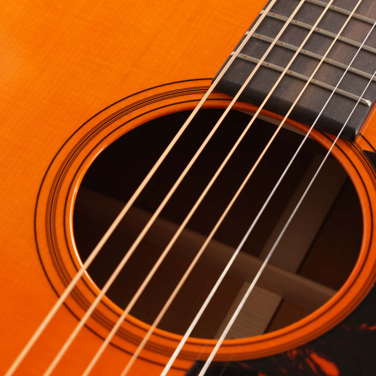 Martin Custom Shop Dreadnought Style 18 Music Zoo Exclusive Vintage Tangerine — 8