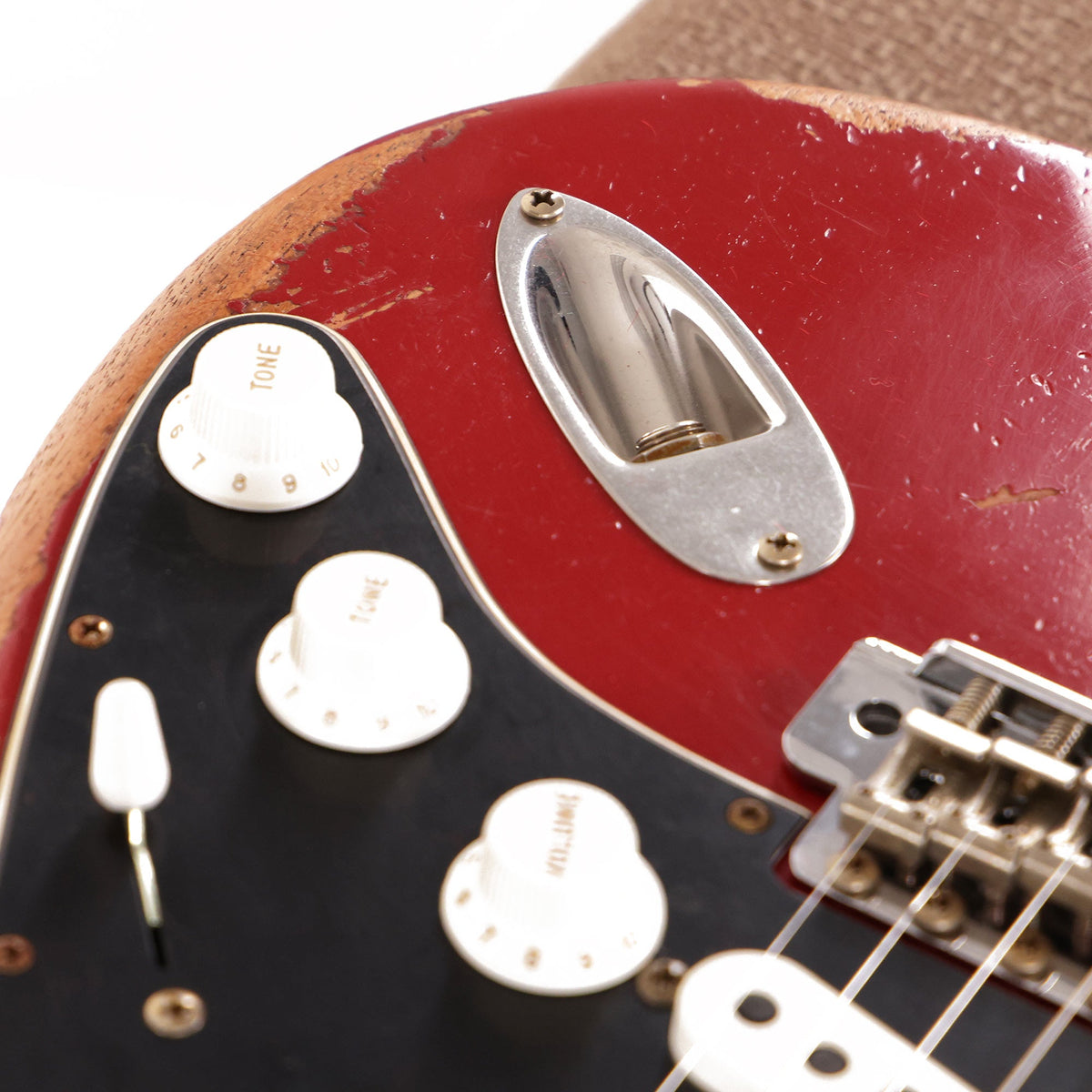 Fender Custom Shop '60s Mahogany Stratocaster Heavy Relic Dakota Red — 10