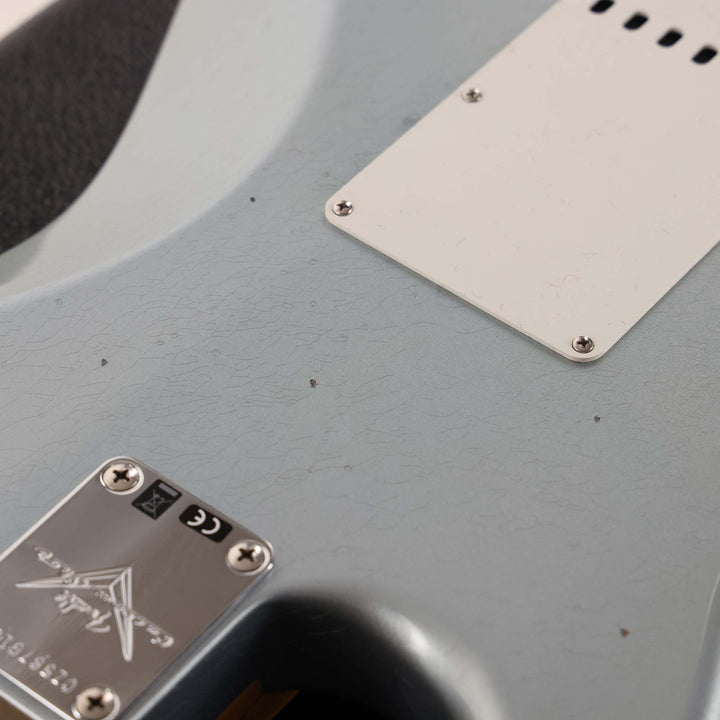 Fender Custom Shop 1965 Stratocaster Journeyman Relic Faded Aged Ice Blue Metallic