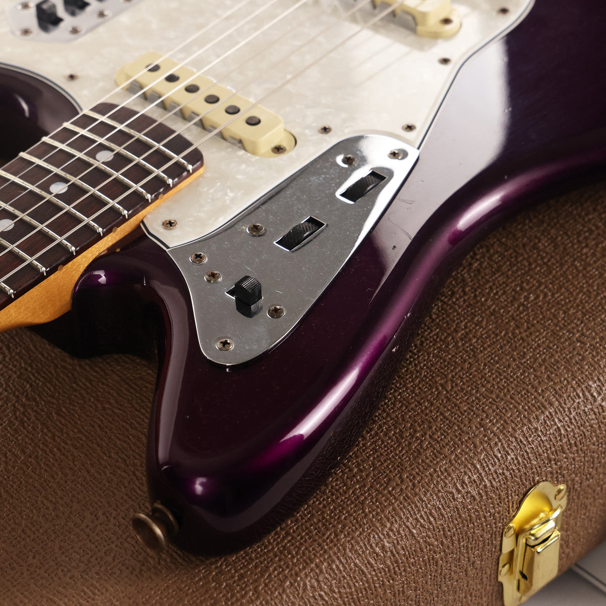 Fender Custom Shop 1965 Jaguar Journeyman Relic Purple Metallic — 8
