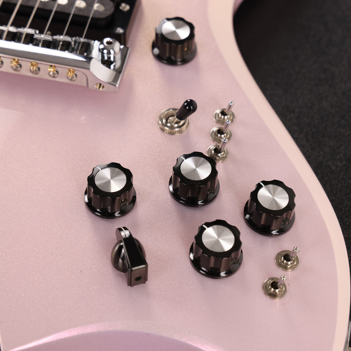 B.C. Rich USA Custom Shop Bich Supernova SuperShift Pearl — 10