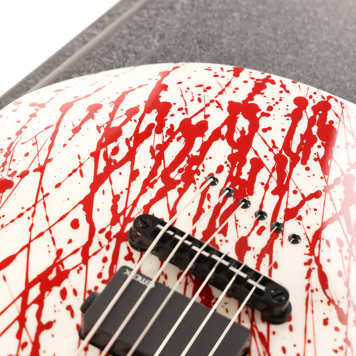 Jackson Custom Shop SL2H Soloist Bloodsplatter Left-Handed — 9