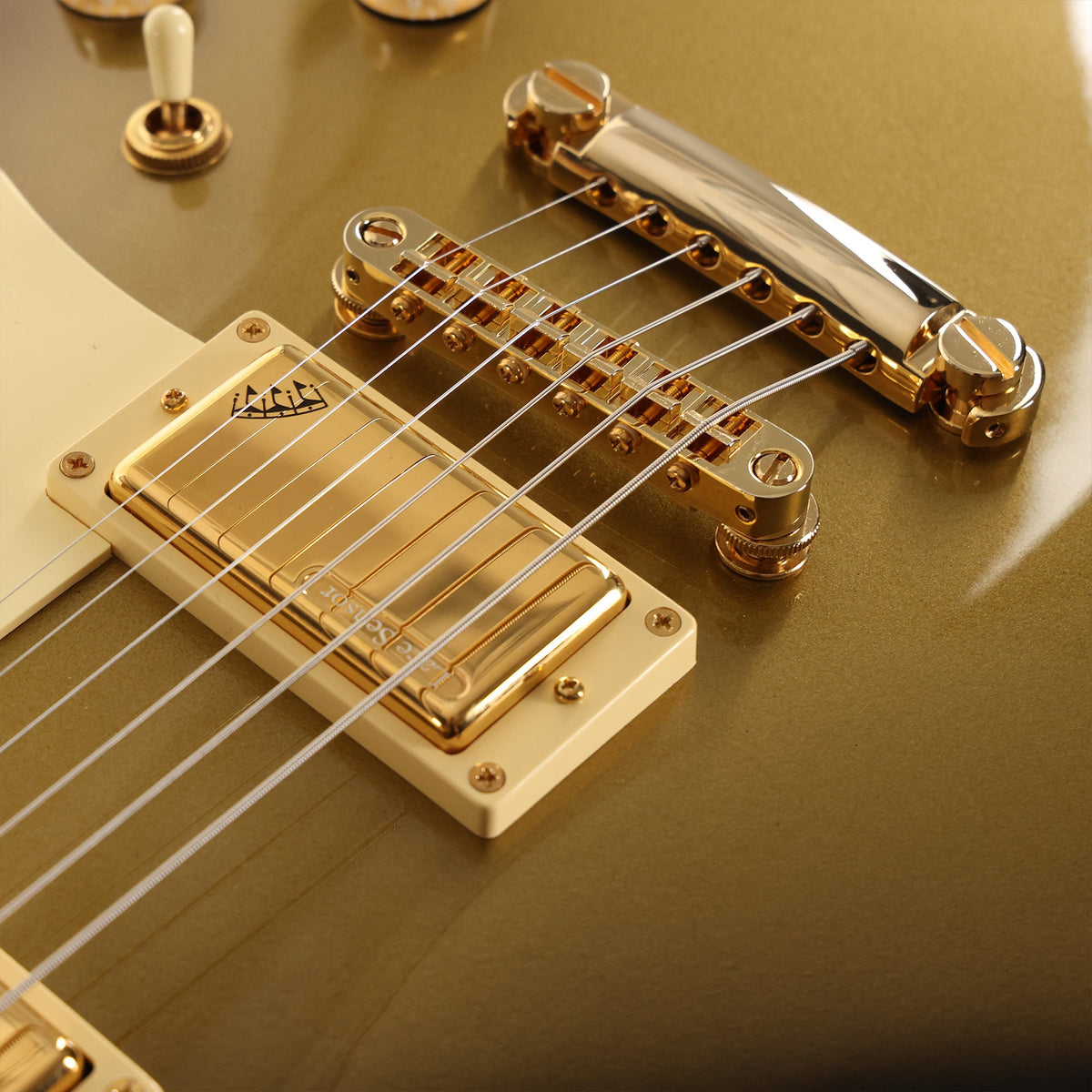 Woodrite Warlord Standard Guitar Teardrop Goldburst w/ Lace Brent Hinds HammerClaws — 6