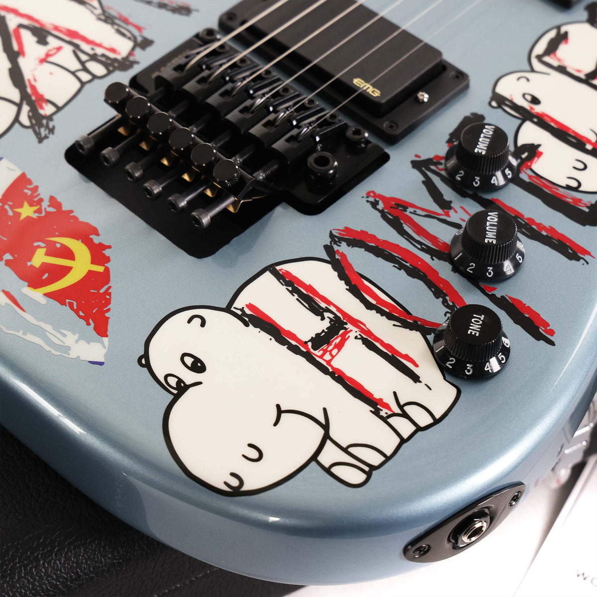 Fender Tom Morello Arm The Homeless Guitar Blue Ice Metallic — 8