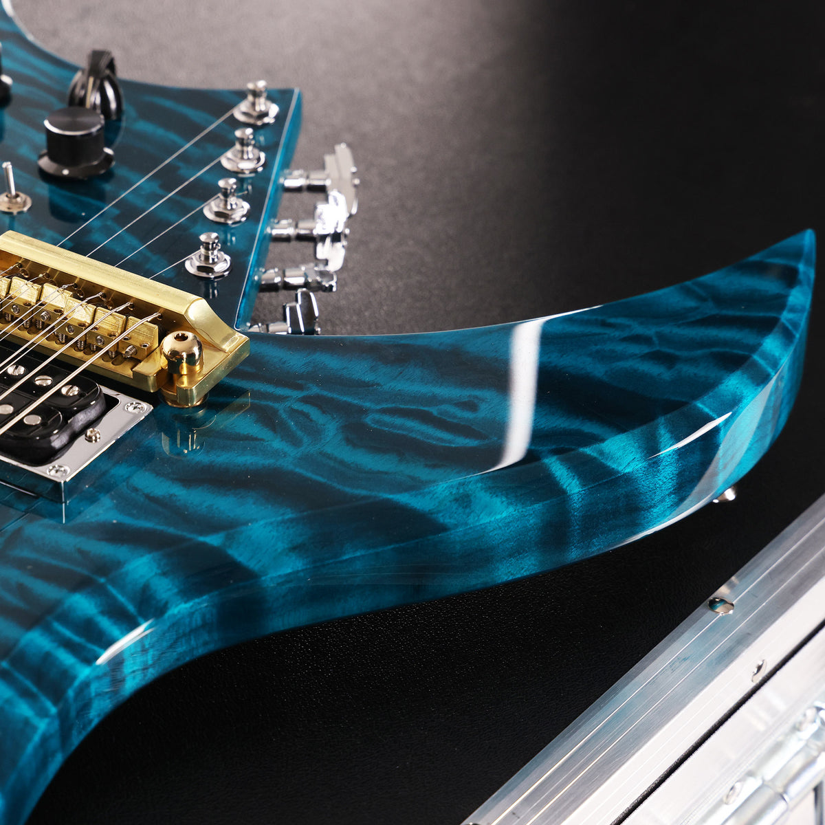 B.C. Rich USA Custom Shop Bich 10-String Swimming Pool Blue — 8