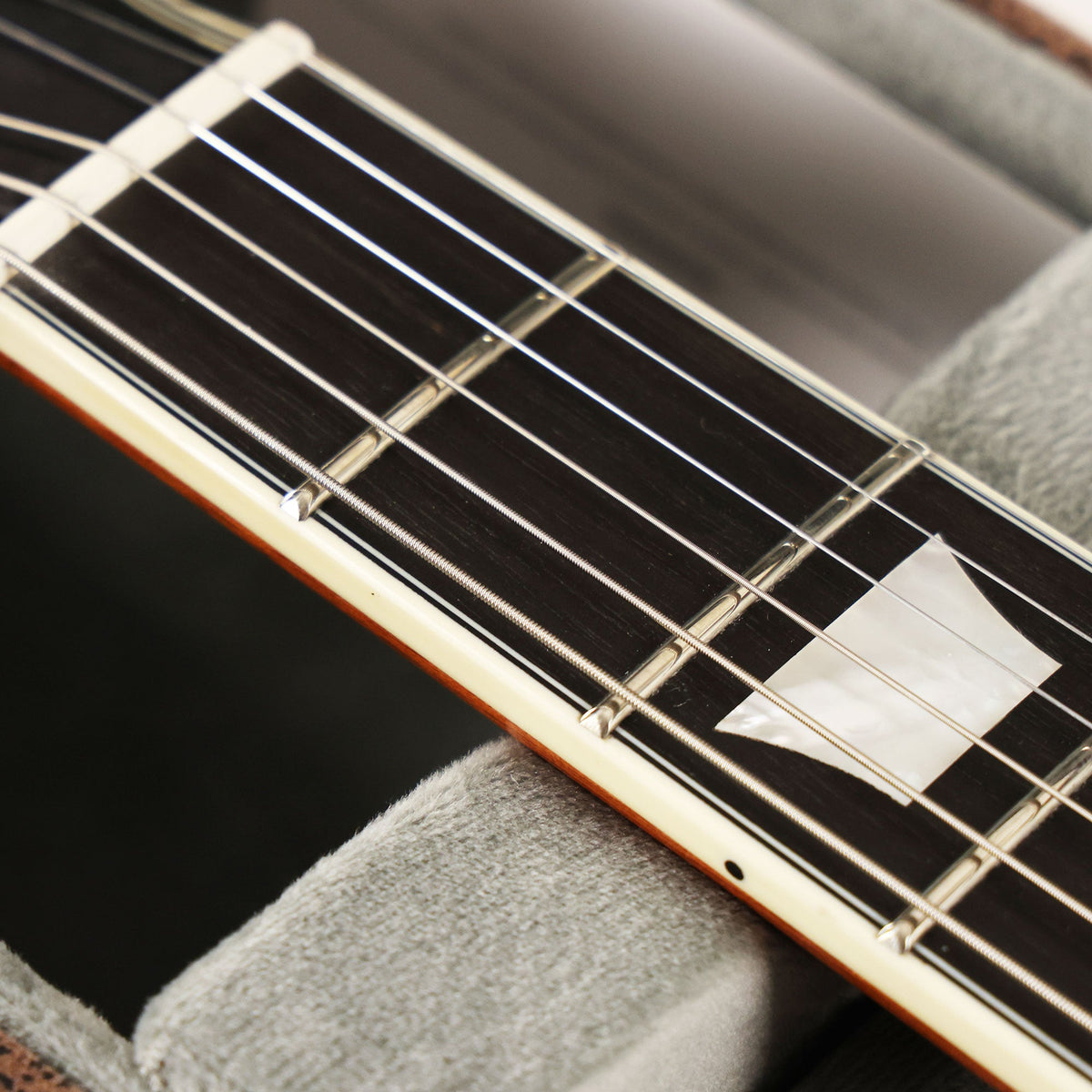 Eastman SB54/TV-GD-LTD Limited Edition Goldtop Truetone Vintage Gloss — 7