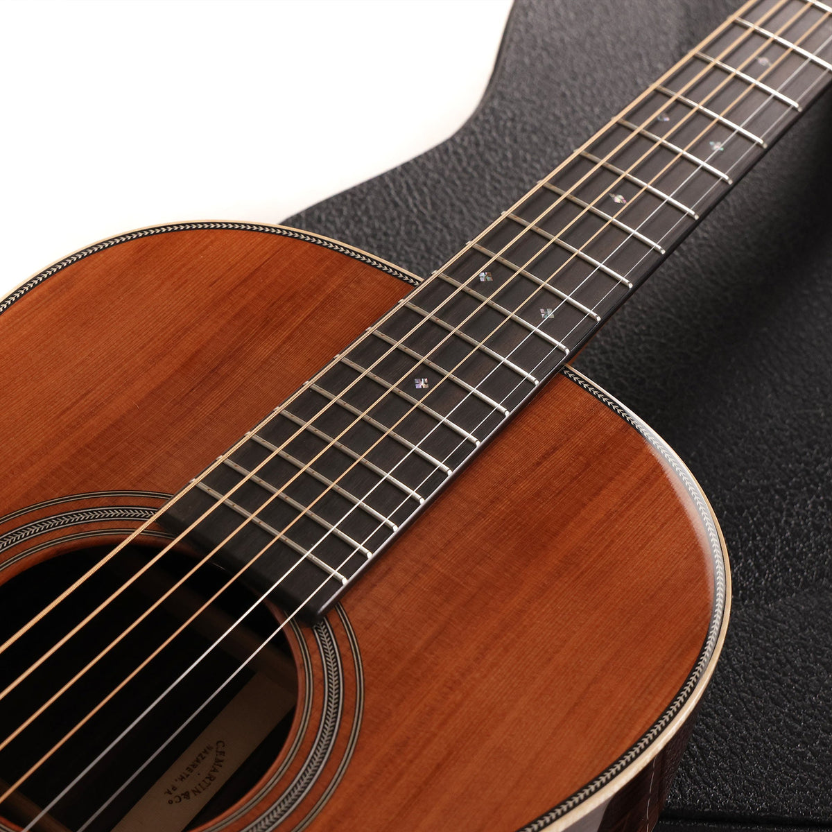 Martin Custom Shop 00 Grand Concert Sinker Redwood and East Indian Rosewood — 7