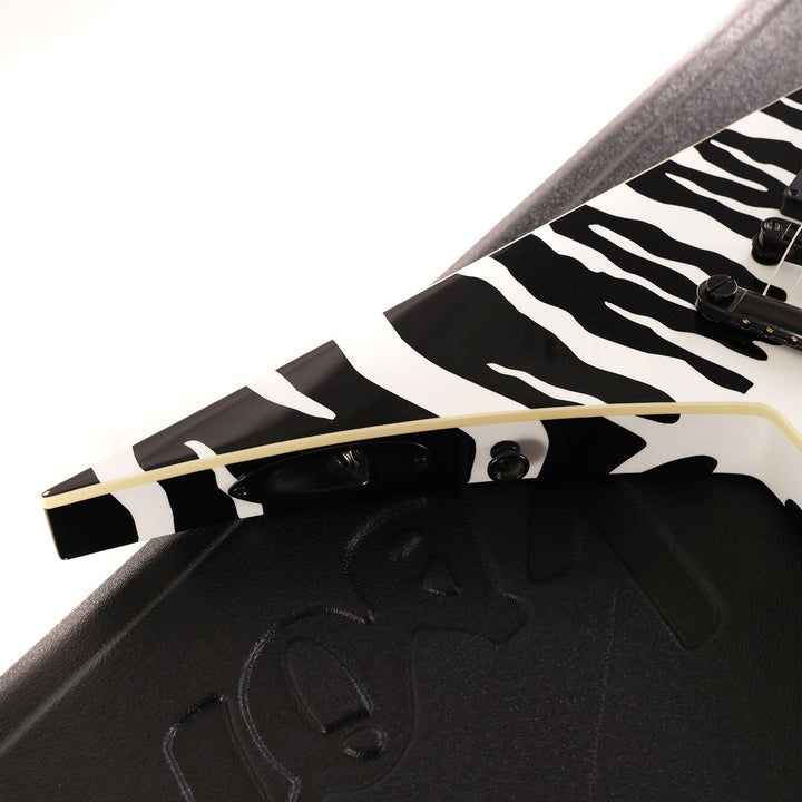 Jackson Custom Shop KIng V Black & White Bengal