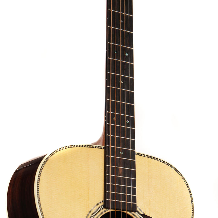 Martin Standard Series 000-28 Acoustic Natural