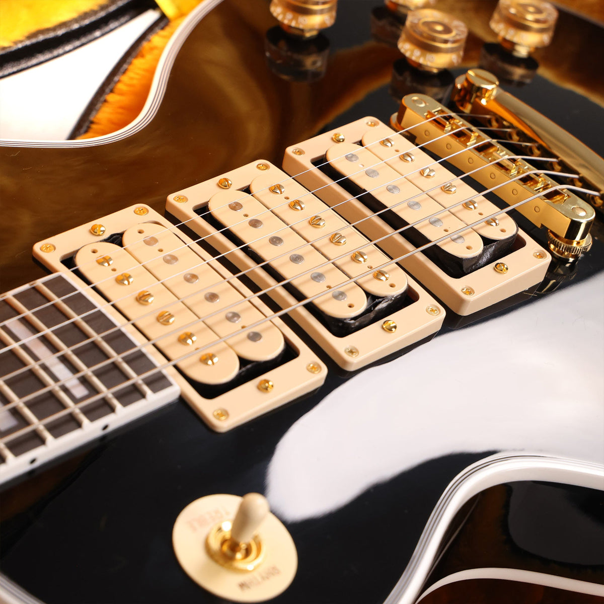 Gibson Custom Shop Les Paul Custom Guitar Made 2 Measure Ebony with Double Classic White Pickups  Used — 7