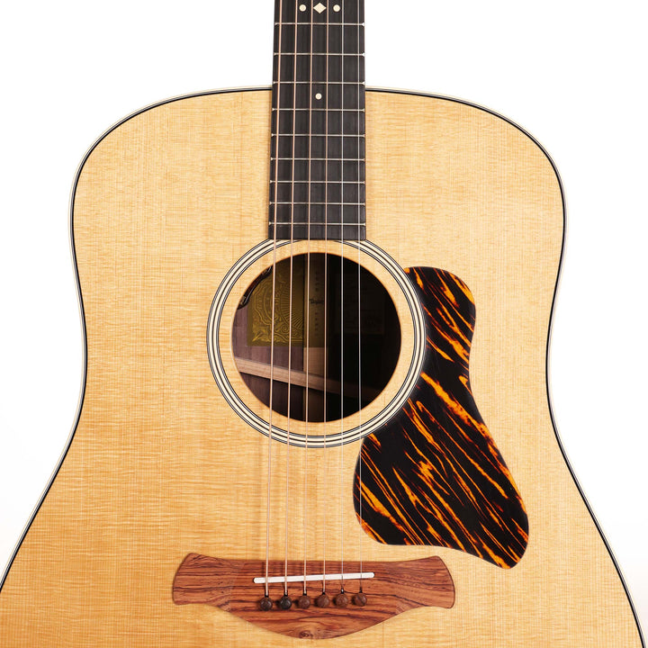 Taylor Gold Label Collection 710e Acoustic-Electric