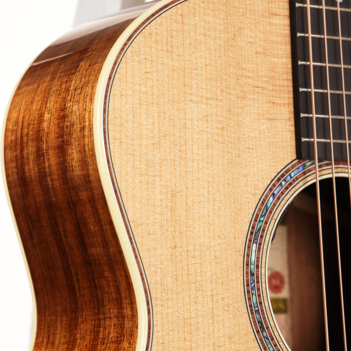 Taylor Gold Label Collection K14e Acoustic-Electric Koa Natural