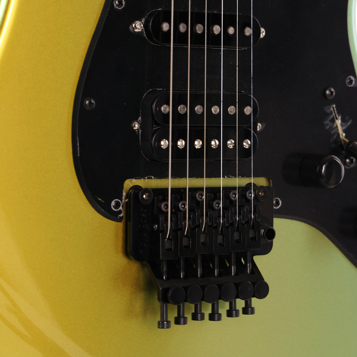 Jackson Custom Shop So-Cal HSS Acapulco Gold — 6