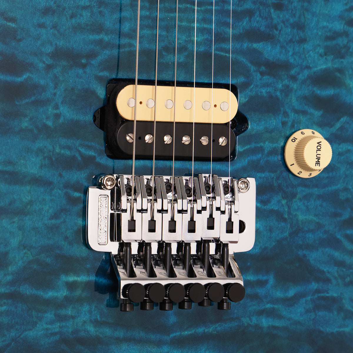 Ernie Ball Music Man 30th Anniversary Axis Guitar Translucent Blue Quilt Top — 8