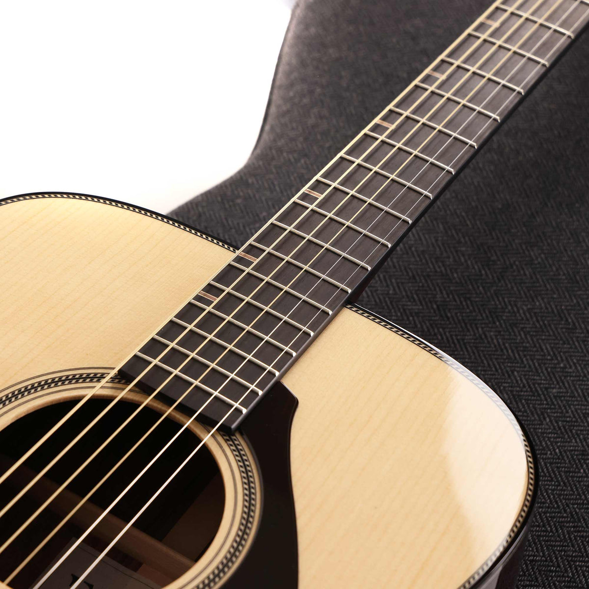 Yamaha FG9 60th Anniversary Limited Edition Acoustic Guitar Natural — 9