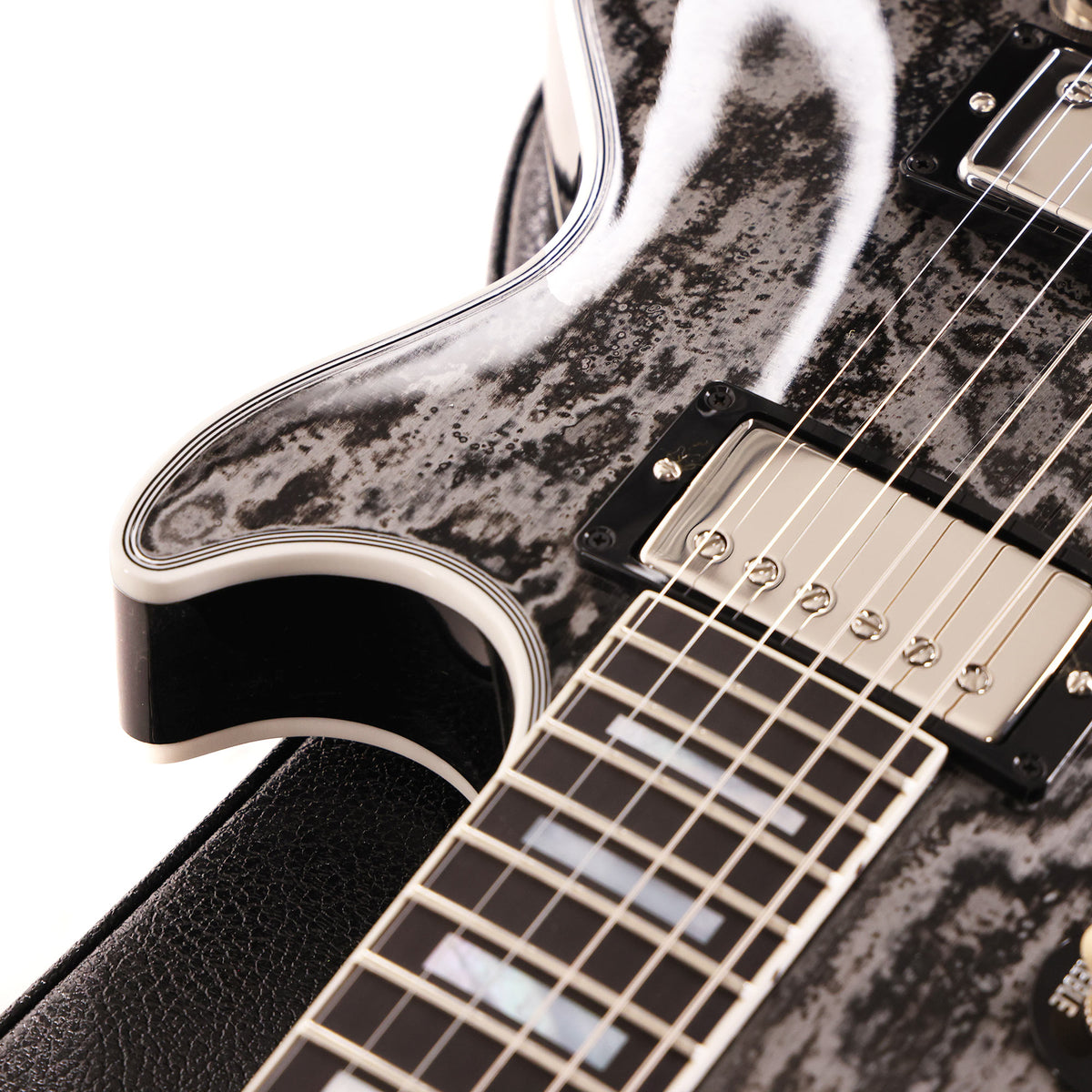 Gibson Custom Shop 1968 Les Paul Custom Reissue Silver Ripple Gloss — 10