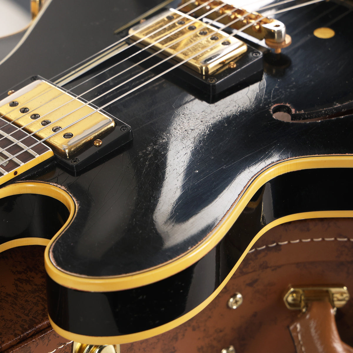 Gibson Custom Shop Limited Edition 1959 ES-345 Reissue with Bigsby Heavy Aged Ebony — 8