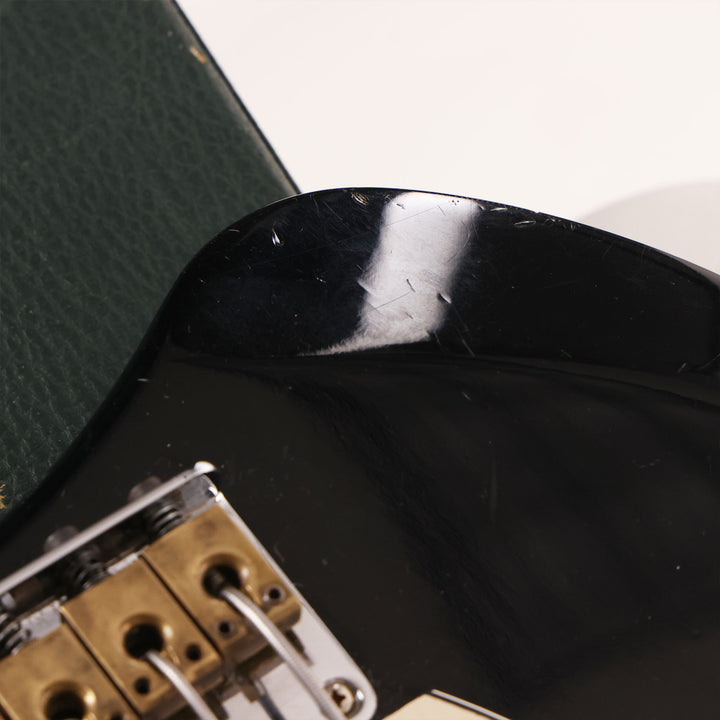 1980 Daion Savage Fretless Bass Black