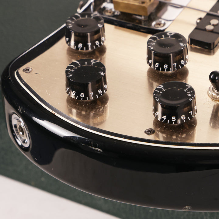 1980 Daion Savage Fretless Bass Black