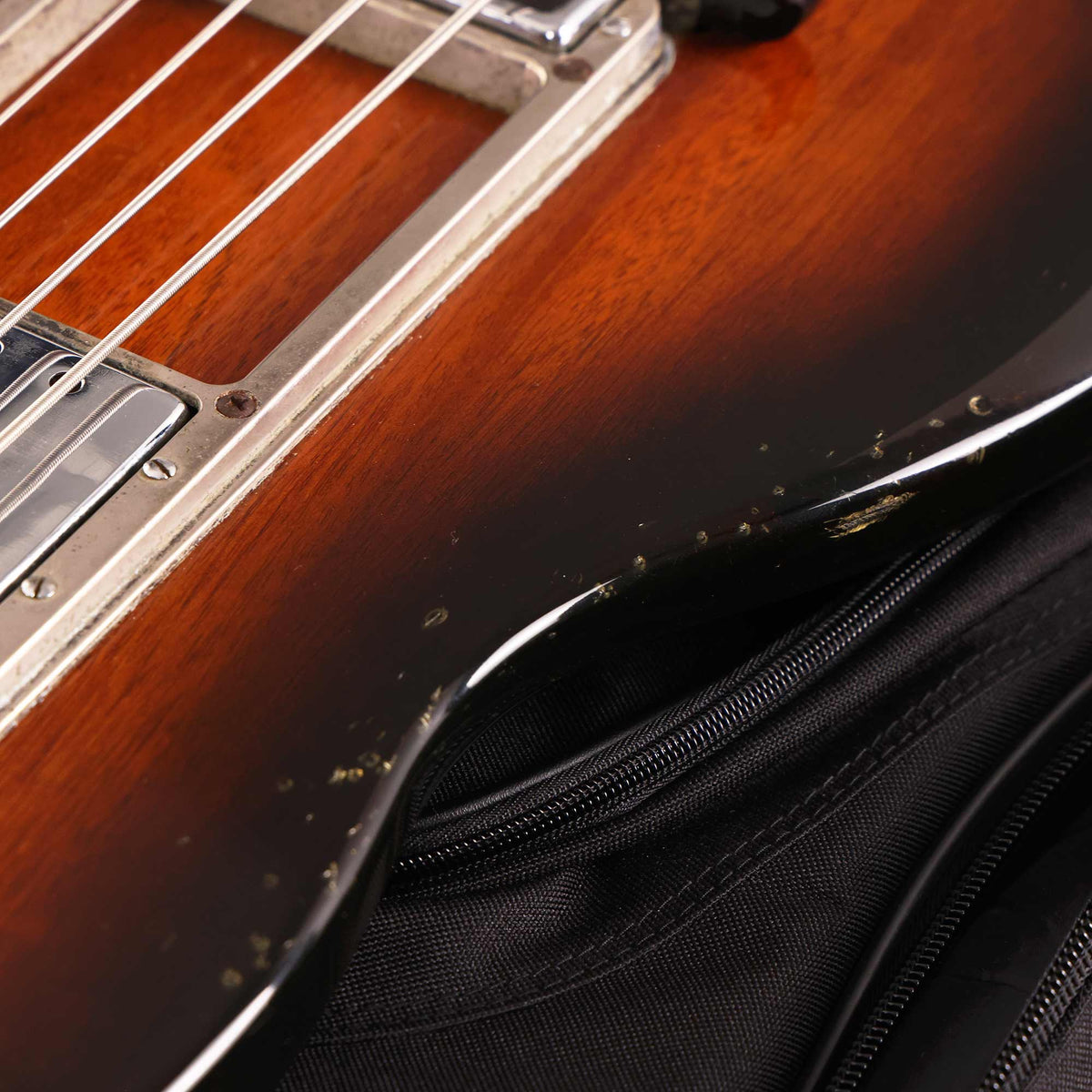 1970s Ovation Magnum I Bass Sunburst — 9