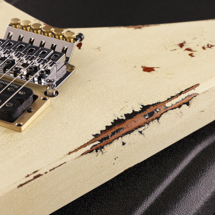 Jackson Custom Shop Rhoads Nitro Aged Vanilla Shake over 2-Tone Sunburst Tour Relic
