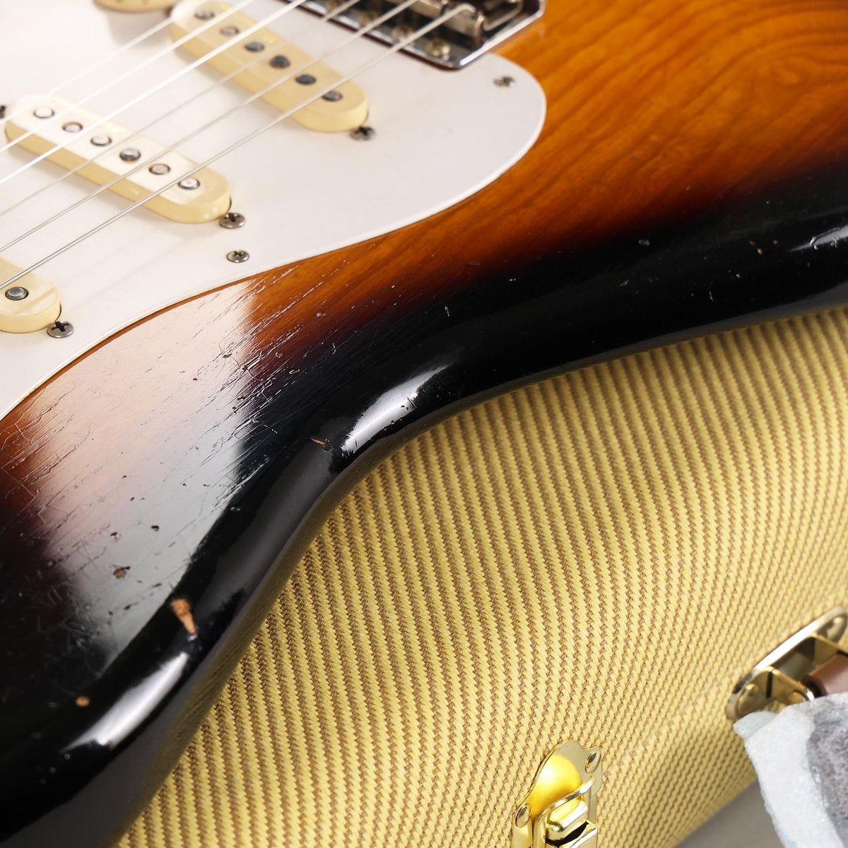 Fender Custom Shop Eric Clapton Stratocaster Masterbuilt Todd Krause Journeyman Relic 2-Tone Sunburst — 9