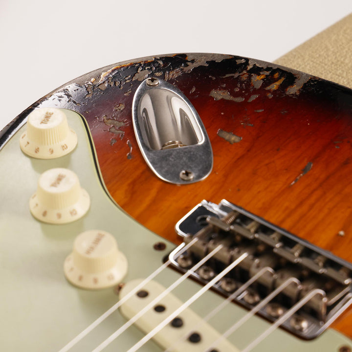 Fender Custom Shop 1963 Stratocaster Super Heavy Relic Faded Aged 3-Tone Sunburst
