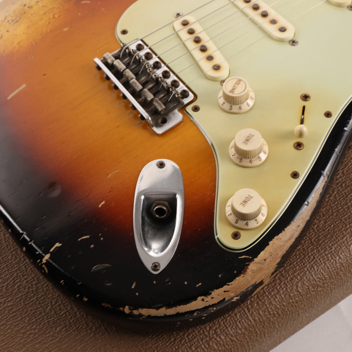 Fender Custom Shop MVP 60s Stratocaster Super Relic 3-Tone Sunburst Masterbuilt John Cruz 2015 — 10