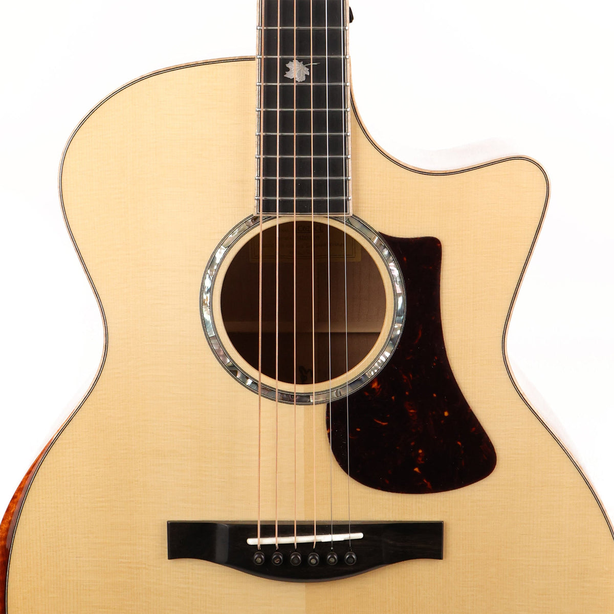 Eastman AC622CE Grand Auditorium Acoustic-Electric Natural Used — 6