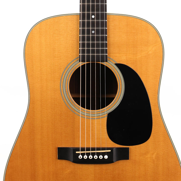 Martin D-28 Dreadnought Acoustic Natural 2001