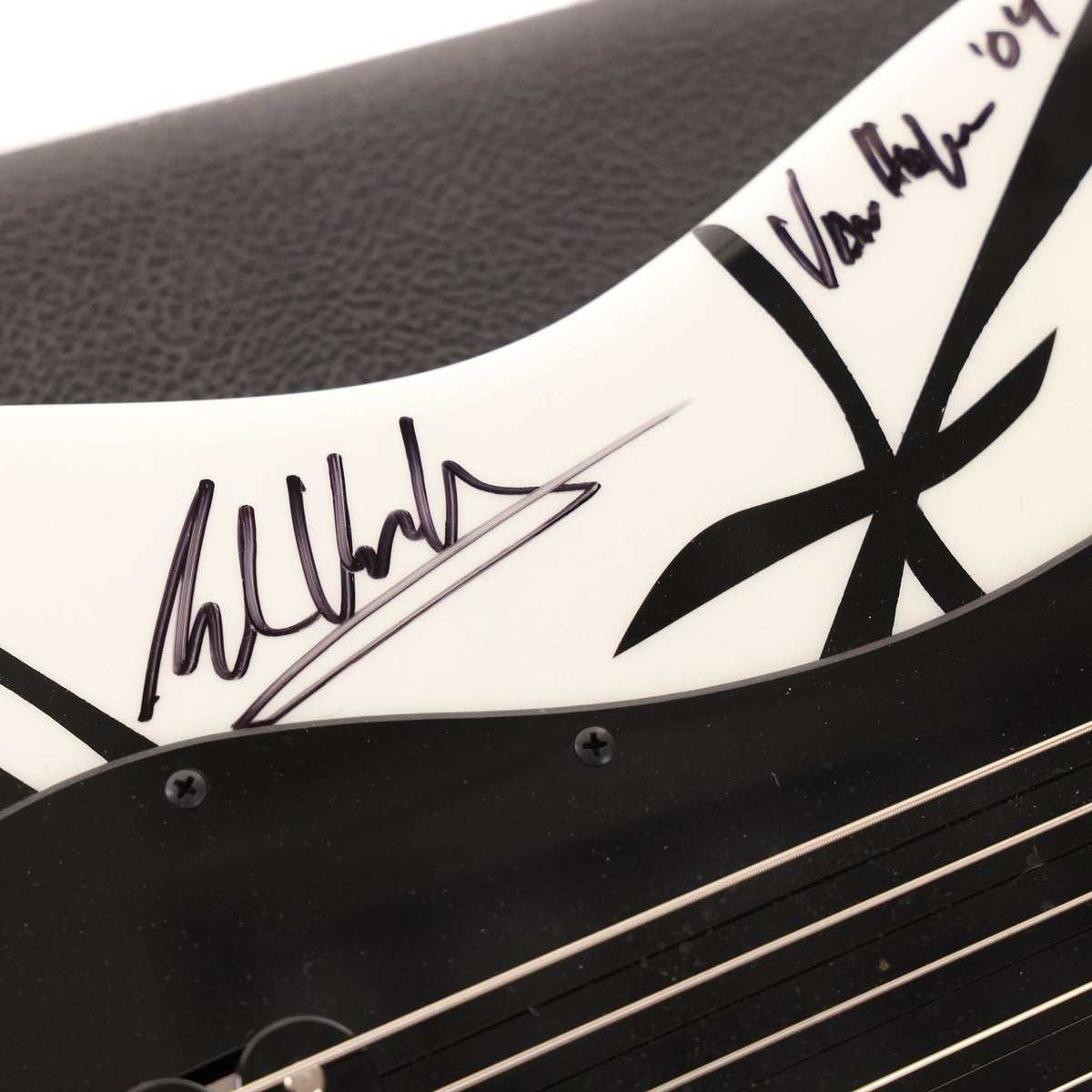 Charvel EVH Art Series Atlanta Black and White Stripes 2004 — 6