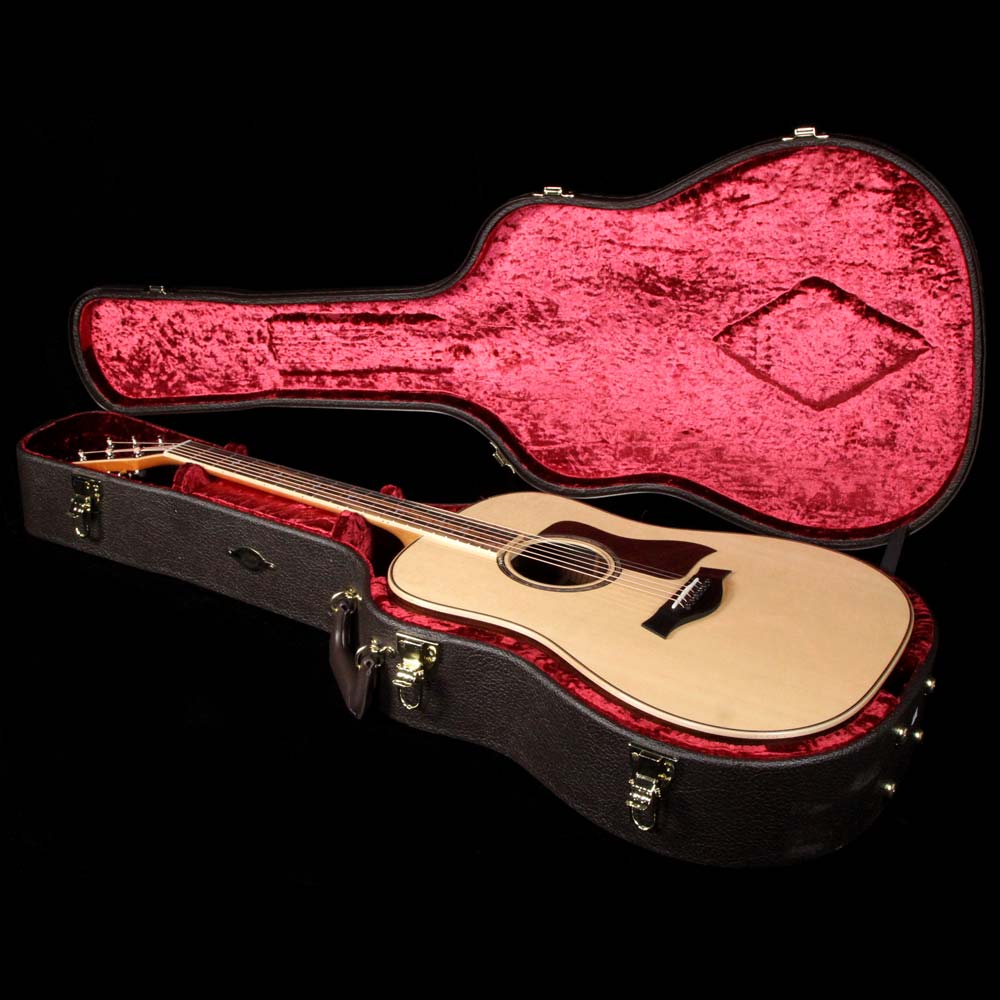 Taylor 810e Dreadnought Natural — 8