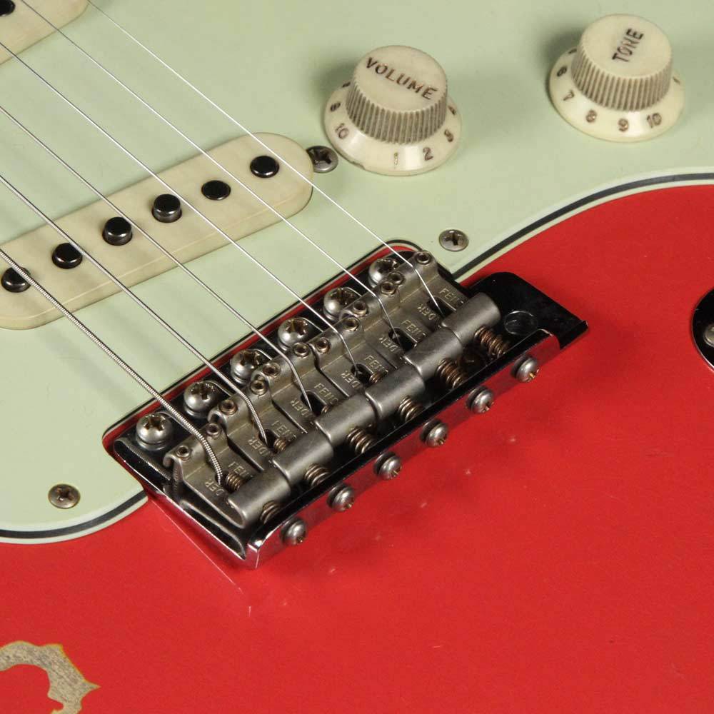 Fender Custom Shop Michael Landau Signature 1963 Stratocaster Fiesta Red over 3-Tone Sunburst — 6