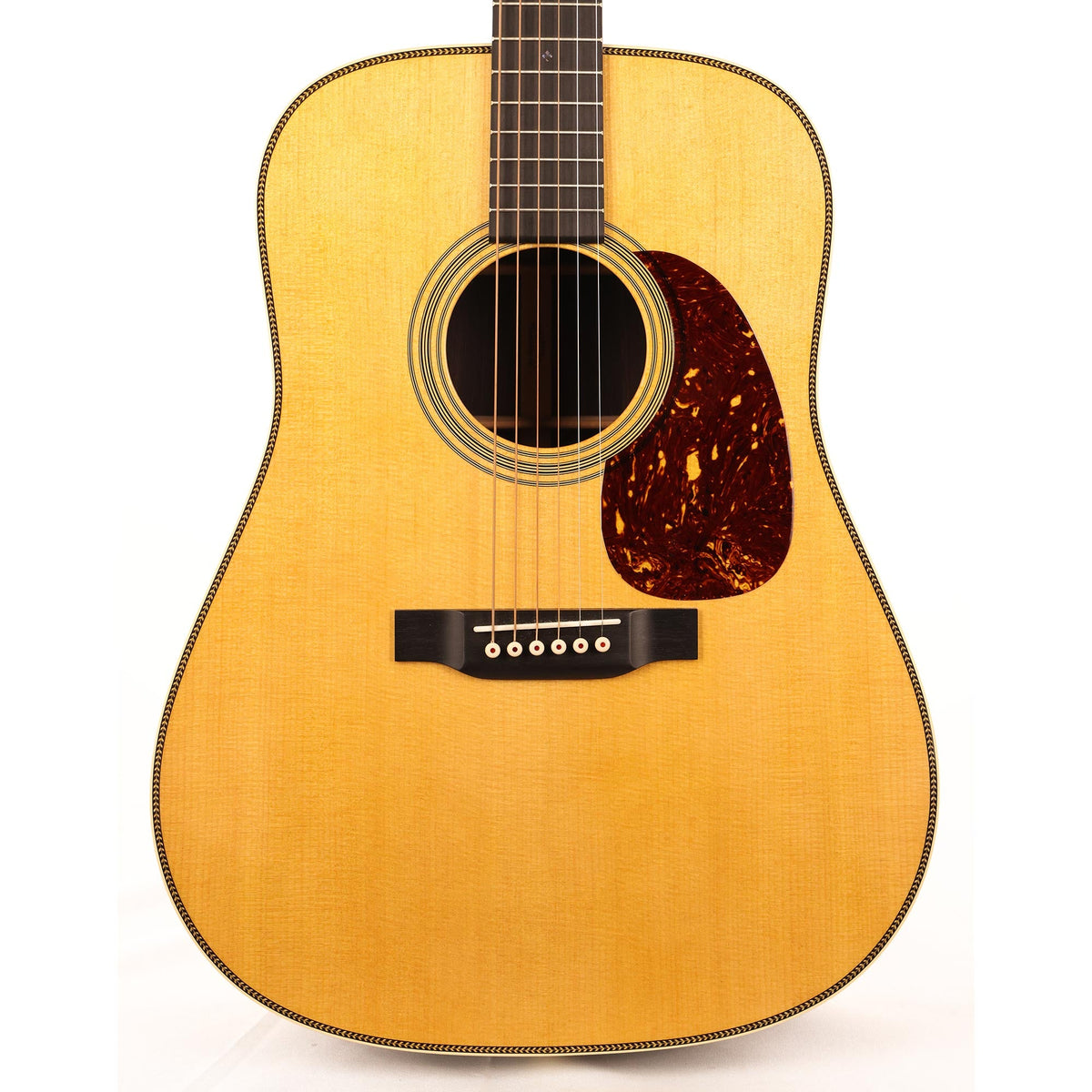 Martin HD-28 Dreadnought Acoustic Guitar Natural 2021 — 1