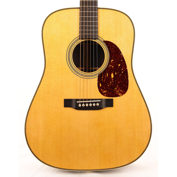 Martin HD-28 Dreadnought Acoustic Guitar Natural 2021