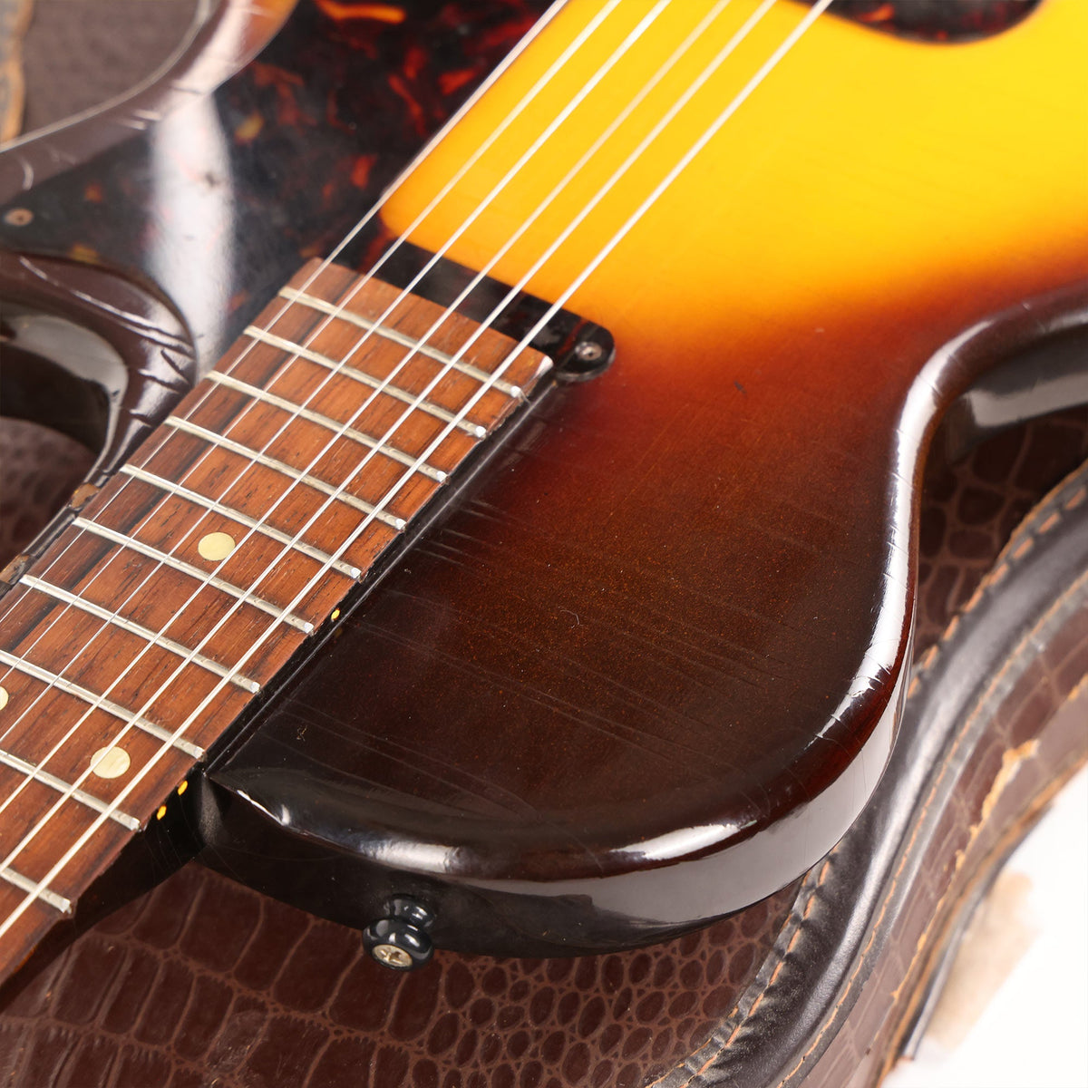 1961 Epiphone Olympic Sunburst — 6